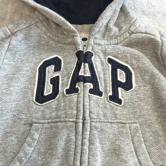 GAP - Full zip Sherpa line hoodie jacket. Size  3-6 months - Picture 2 of 5